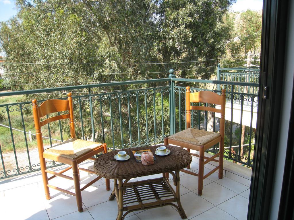 Castle View Studios Parálion Ástros Екстериор снимка
